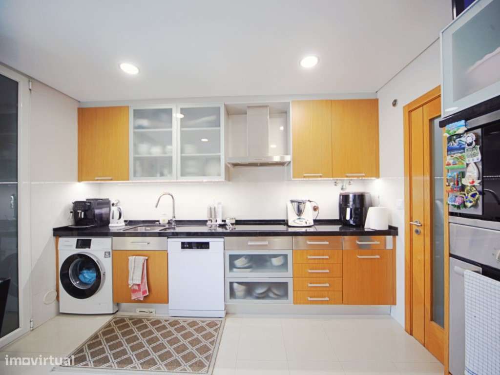 T3 Terraço Equipado Estacionamento Arrecadação Extras - Odivelas - ...-4