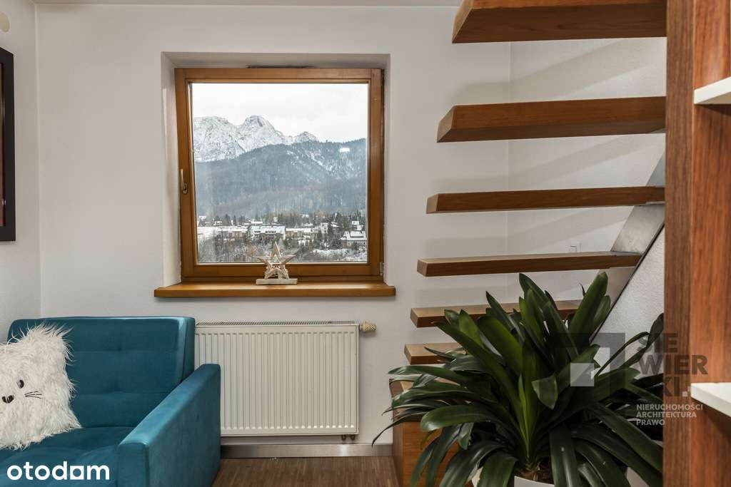 Dwupoziomowy apartament z balkonem i wid na góry-15