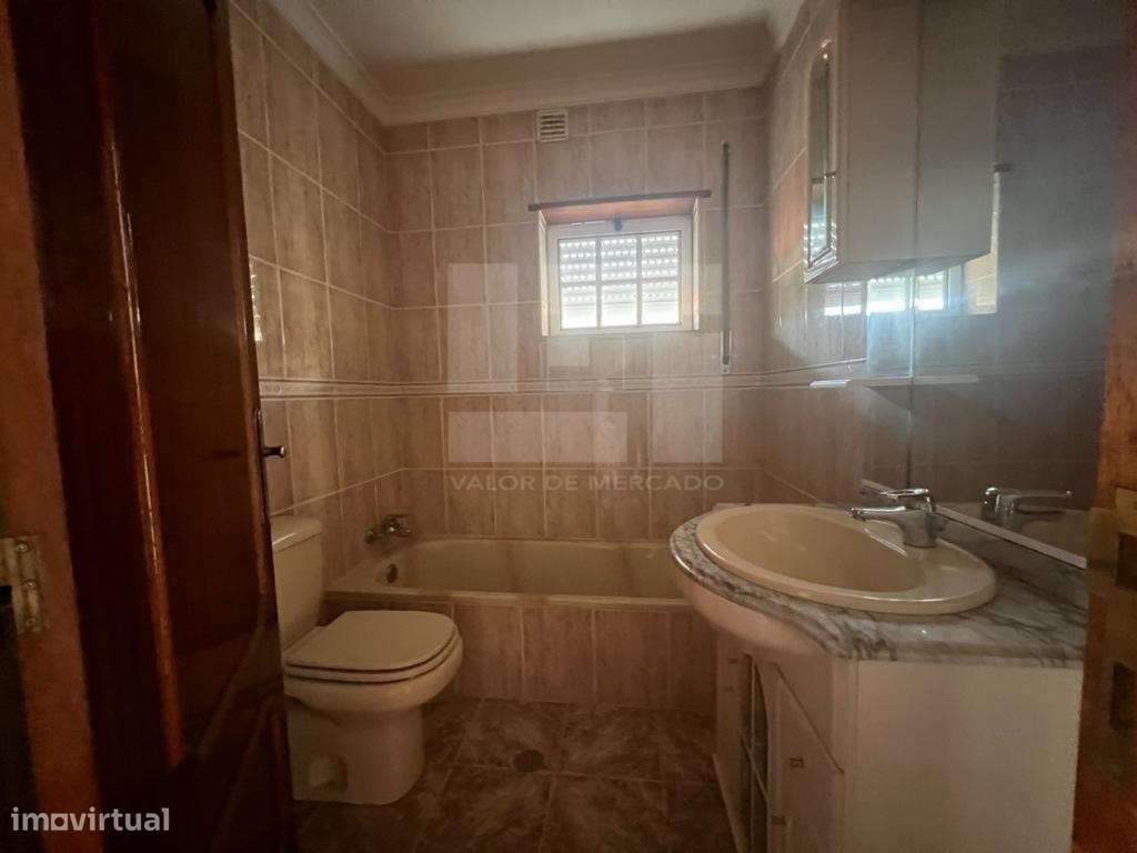 Casa em Ervedosa Do Douro, Viseu - Grande imagem: 2/22