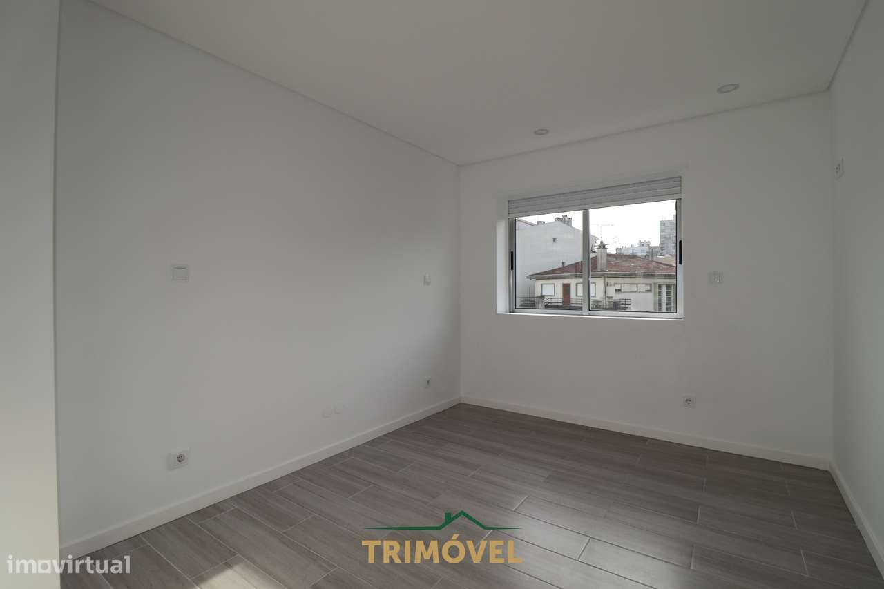 Apartamento T3 Venda em São João da Madeira,São João da Madeira-6