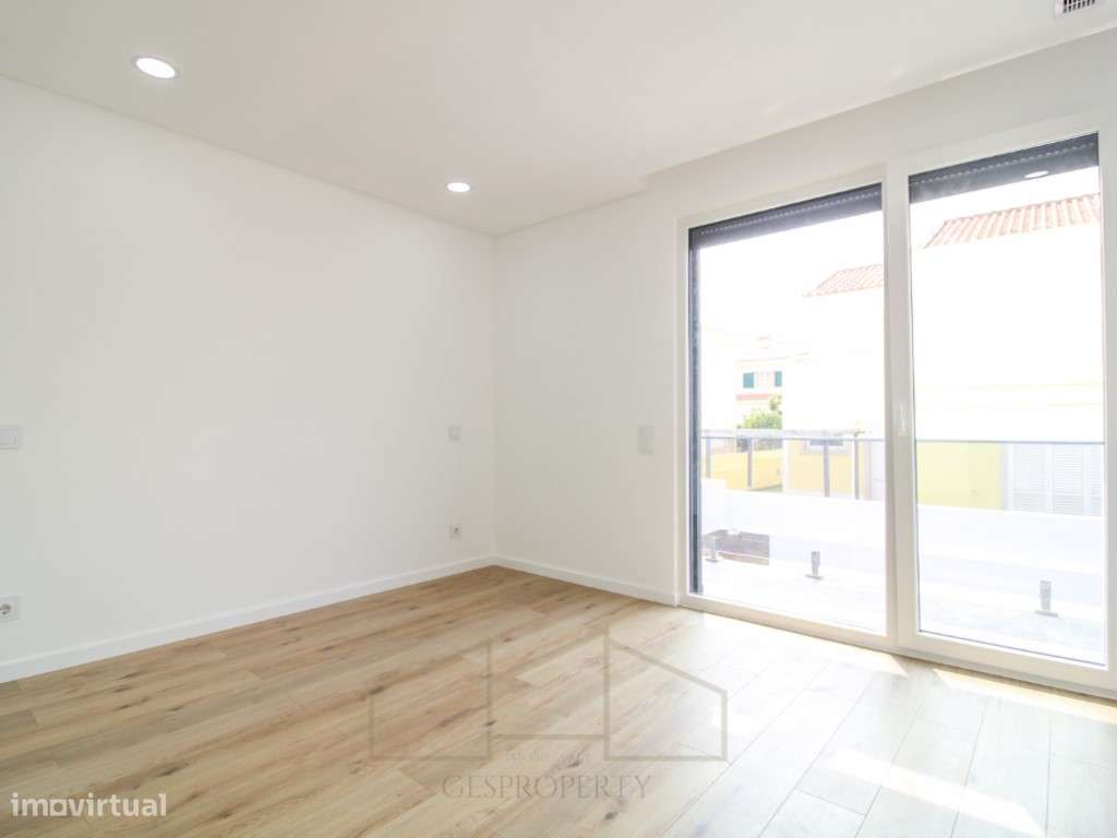 Moradia Isolada T4 - inserida em lote 420m2 - Aldeias de Irmaos - A...-26