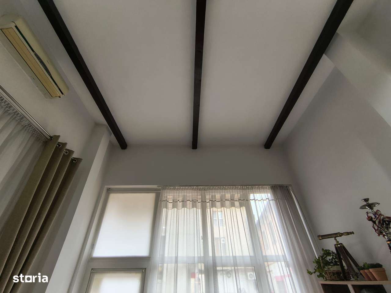 Spatiu comercial, ultracentral, Republicii, Oradea. 95 000 E. Com 0-3