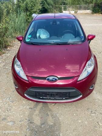 Dezmembrez Ford Fiesta VI 6 1.6 TDCI 2010 Euro 5 - 7