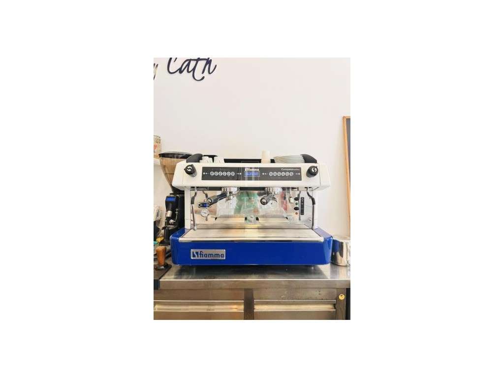 Café \ Restaurante para Trespasse no Centro de Aveiro-22