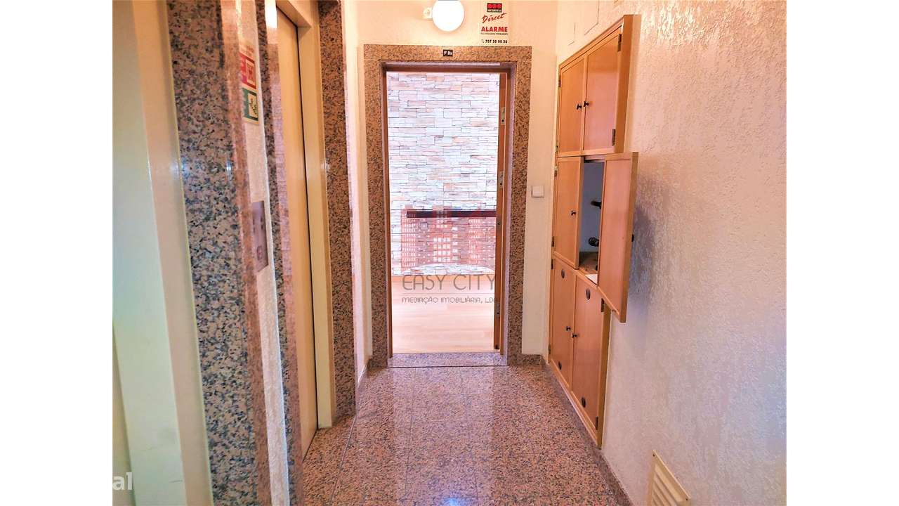 Apartamento T3 em Colinas do Cruzeiro-40