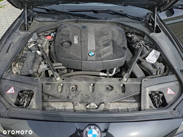 BMW Seria 5 520d Efficient Dynamics - 31