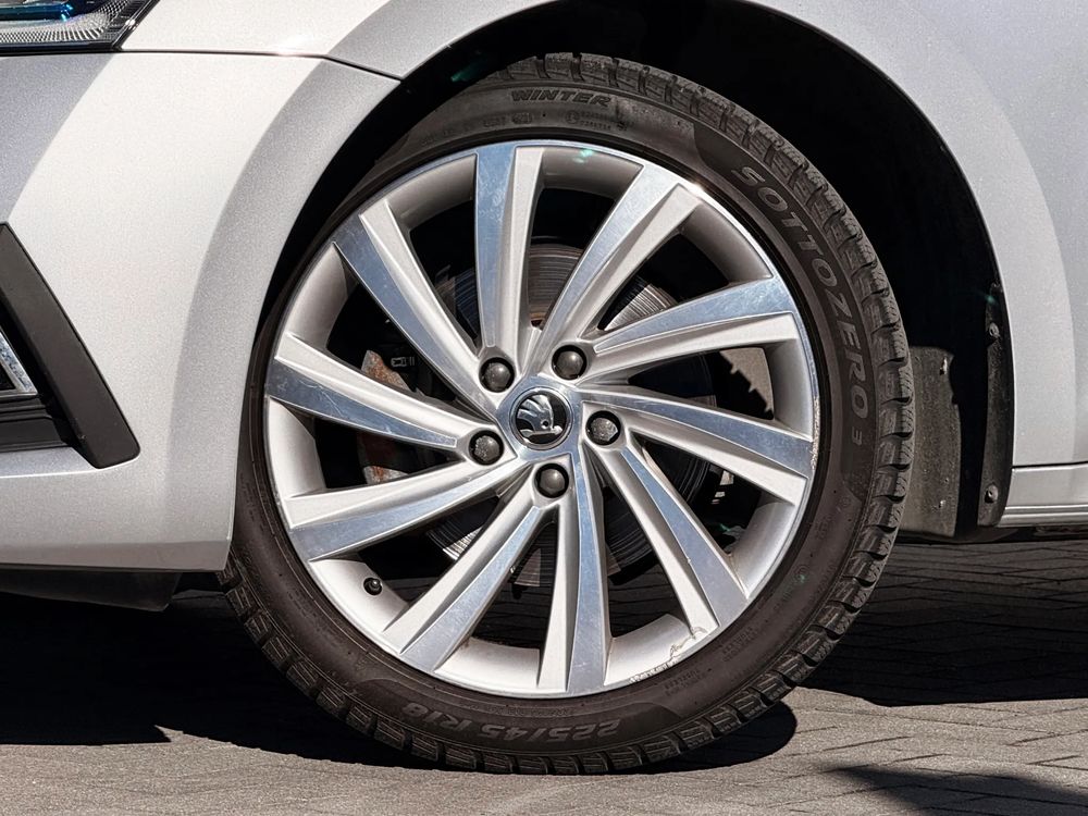 Skoda Octavia 2.0 TSI 4X4 Style DSG 190 KM — zdjęcie 6
