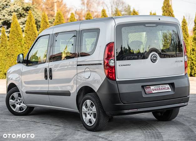 Opel Combo - 9