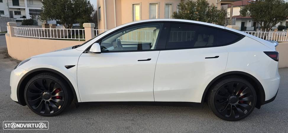 Tesla Model Y Performance Tração Integral - 8