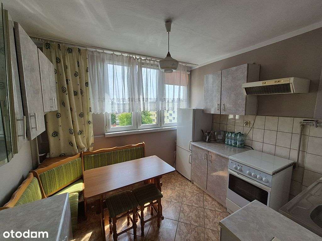 Przytulne mieszkanie 2 pokojowe w Lubaniu na Osiedlu Piast-4