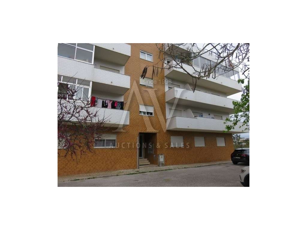 Apartamento T1 com garagem - MARRAZES - LEIRIA |LEILÃO ELETRÓNICO| ... - Grande imagem: 3/11