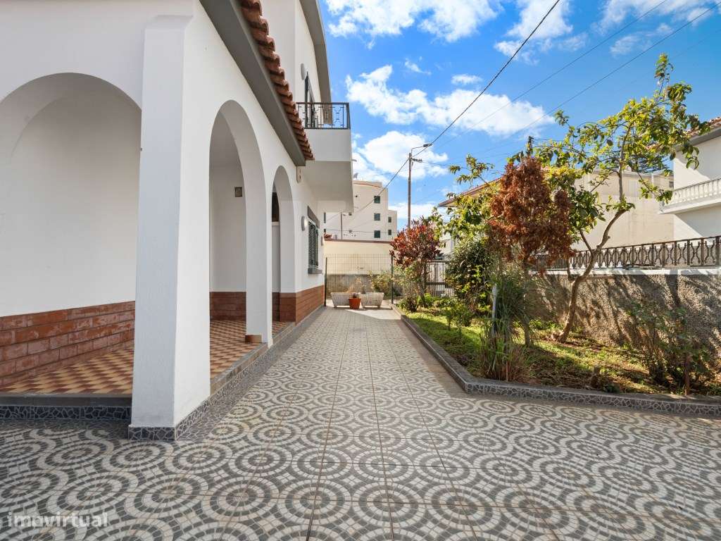 Moradia T3 - São Roque, Funchal-34