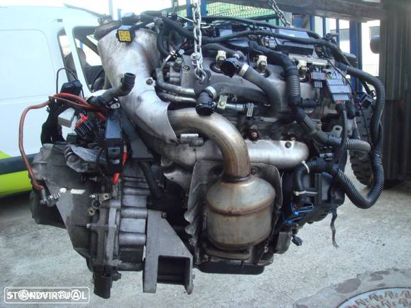 Motor Opel Vectra C 3.0 CDTI - 2