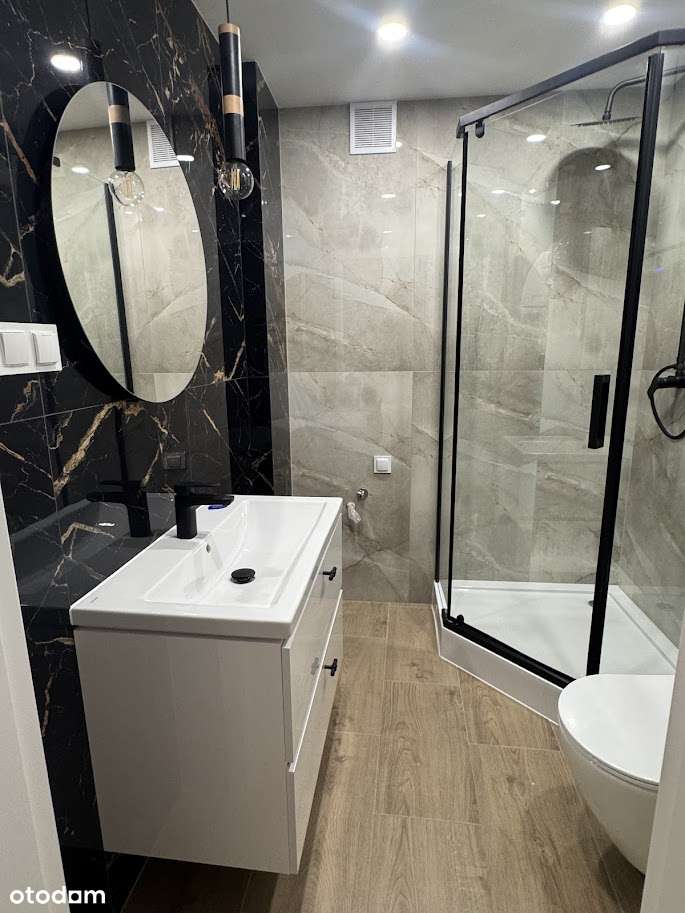 OKAZJA ! PIĘKNE 2 POKOJOWE MIESZKANIE PO GENERALNYM REMONCIE-7