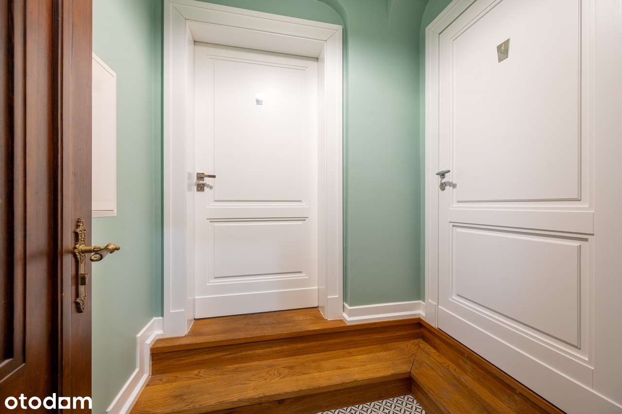 Na sprzedaż apartament w sercu Środmieścia!-8