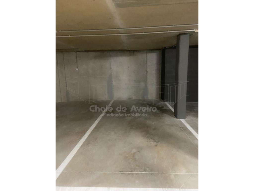 Apartamento T1 centro de Aveiro com lugar de estacionamento-18