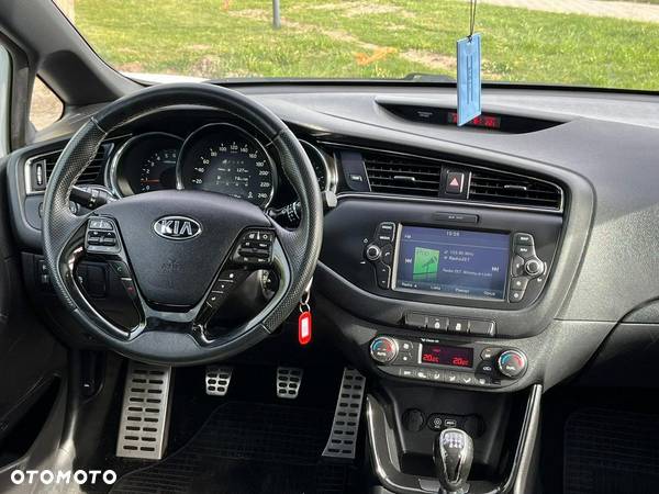 Kia Ceed - 19