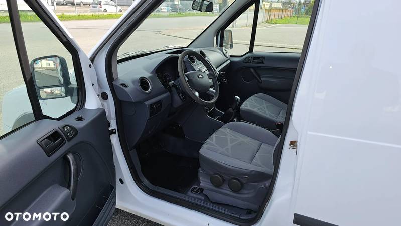 Ford Transit Connect - 7