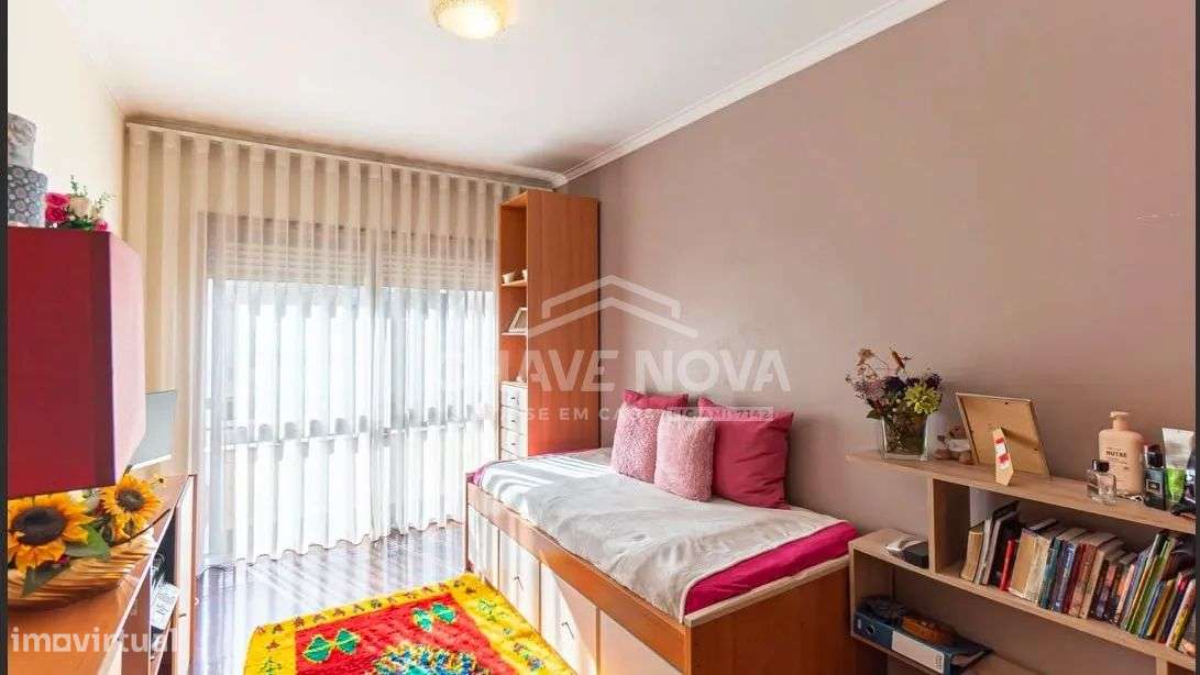 Apartamento T2+1 c/Varanda e Lug. Garagem | Oliveira do Douro-8