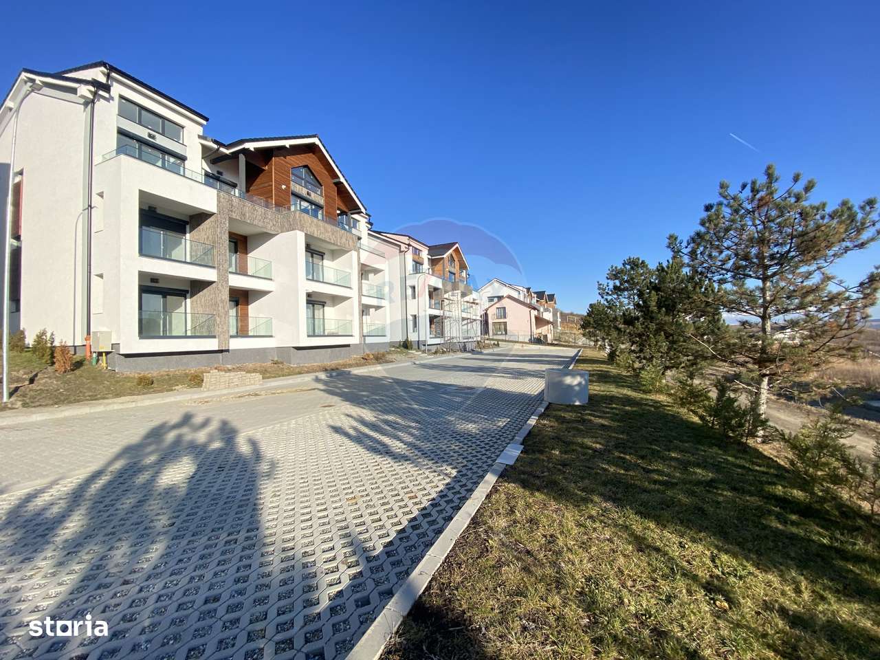 Garsoniera de vanzare - Imagine principală: 2/4