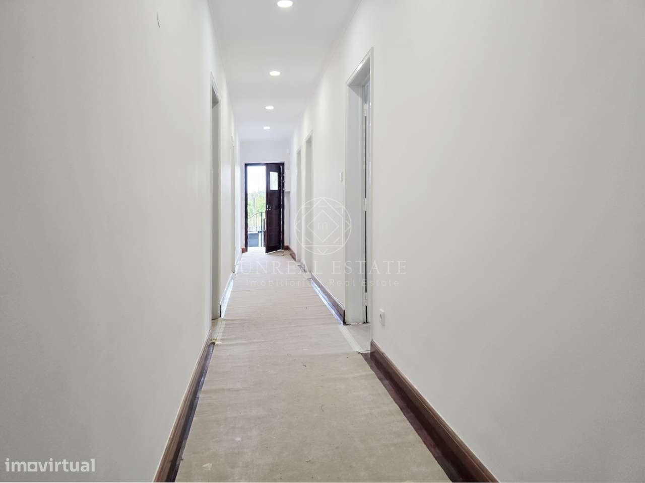 Moradia Isolada Unifamiliar T4 com Garagem e Anexo | Torres Novas-20