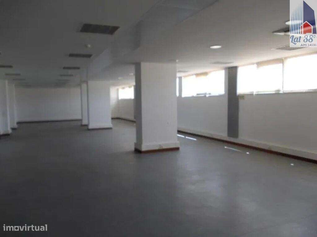 Escritórios/Lojas - Grande imagem: 1/14