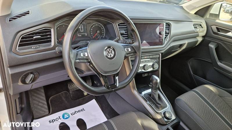 Volkswagen T-ROC 2.0 TDI 4Mot DSG Design - 12