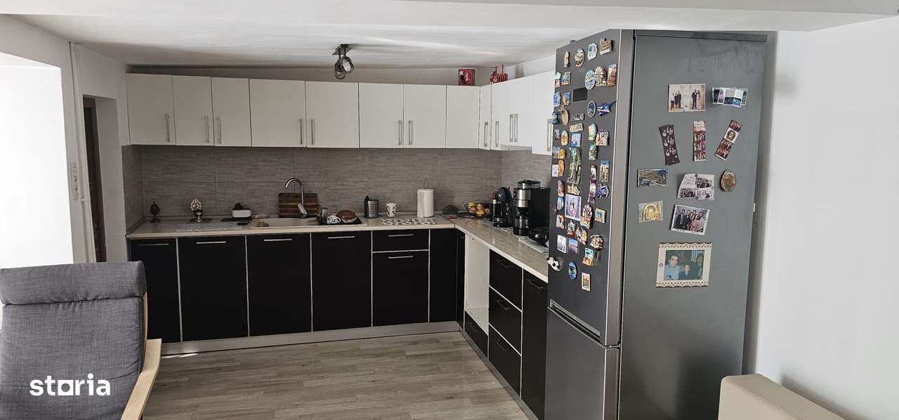 Casa B.C.A . Palas -Bratianu-9