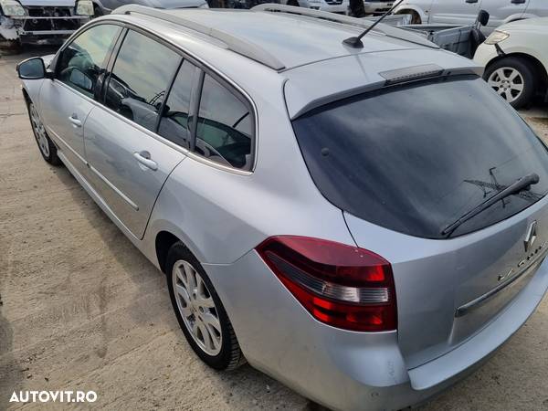 Dezmembram Renault Laguna 3, an 2010, 2.0 DCI euro 5 - 5