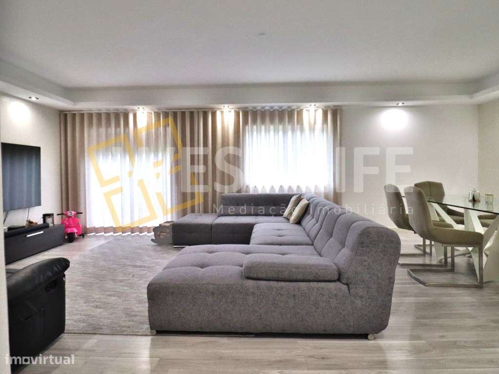 Apartamento T3 com áreas generosas e bastante iluminação natural - ... - Grande imagem: 5/24