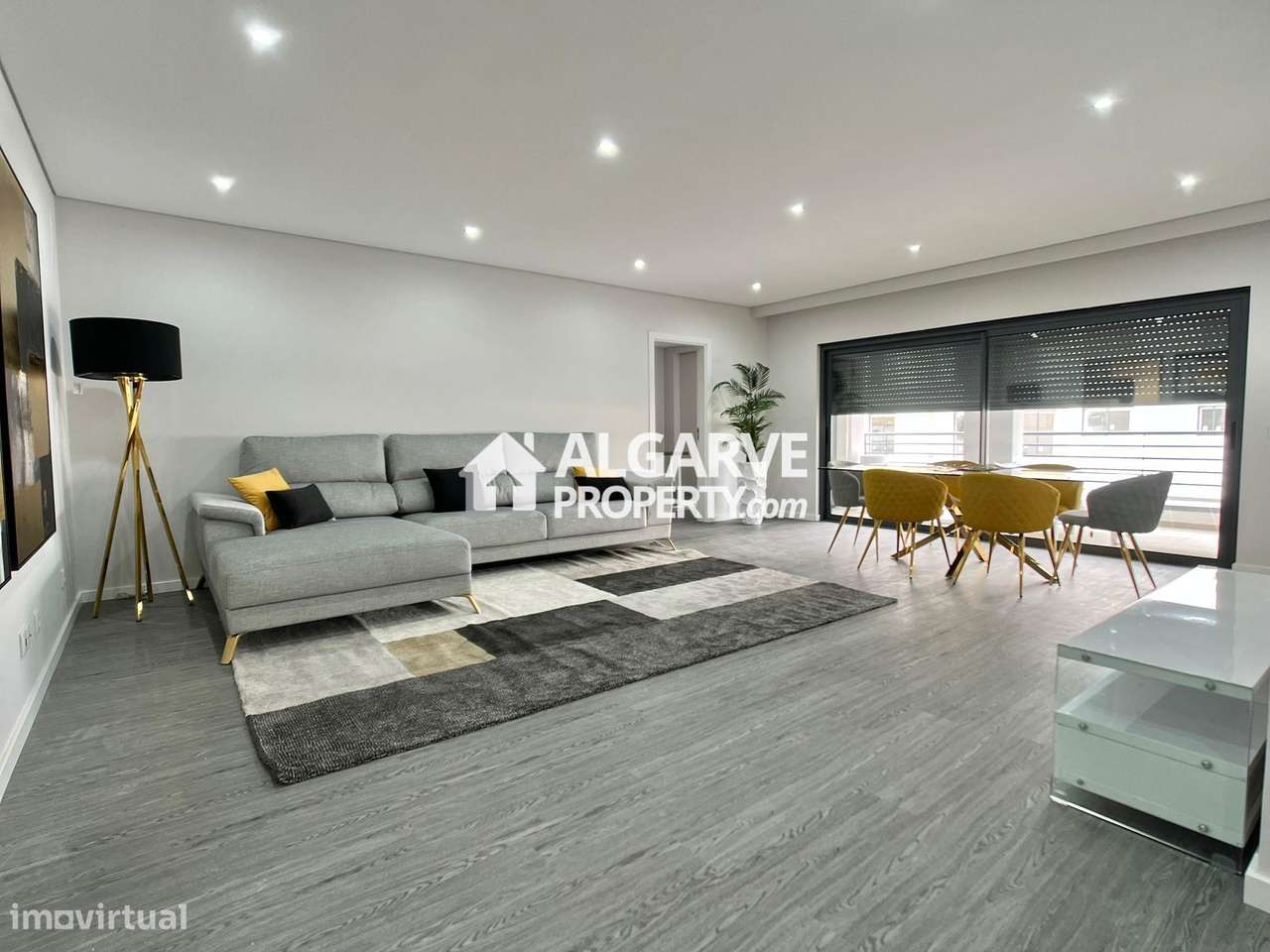 Apartamentos T3 em condomínio de arquitetura moderna com jardim perto-11