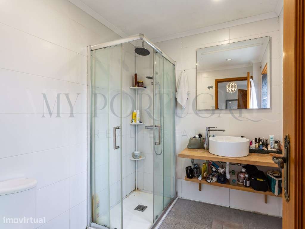 Moradia T4+1 em Ribamar: Onde o Mar e o Conforto se Encontram-30