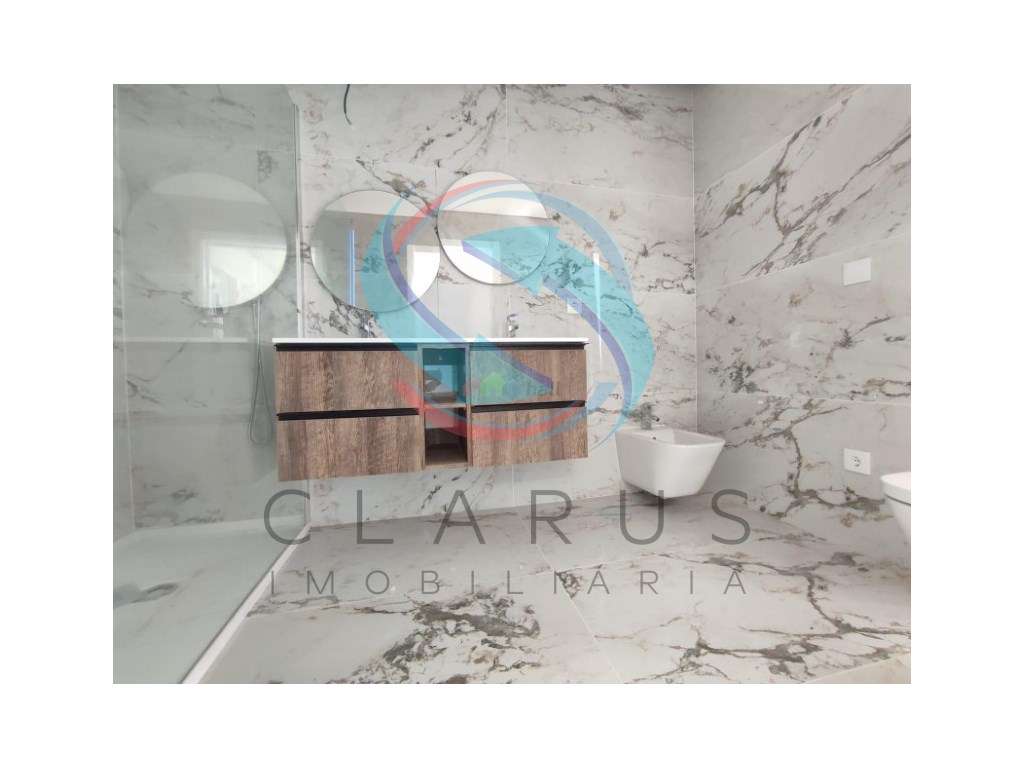 Moradia geminada em Vale de Milhaços-34