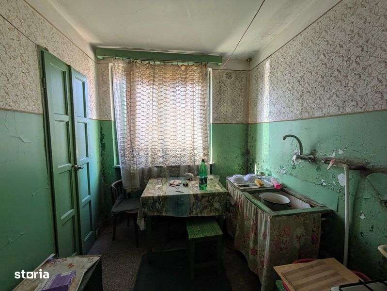 Apartament cu 2 camere si dependinte, 44mp utili, pentru renovare - Imagine principală: 5/8
