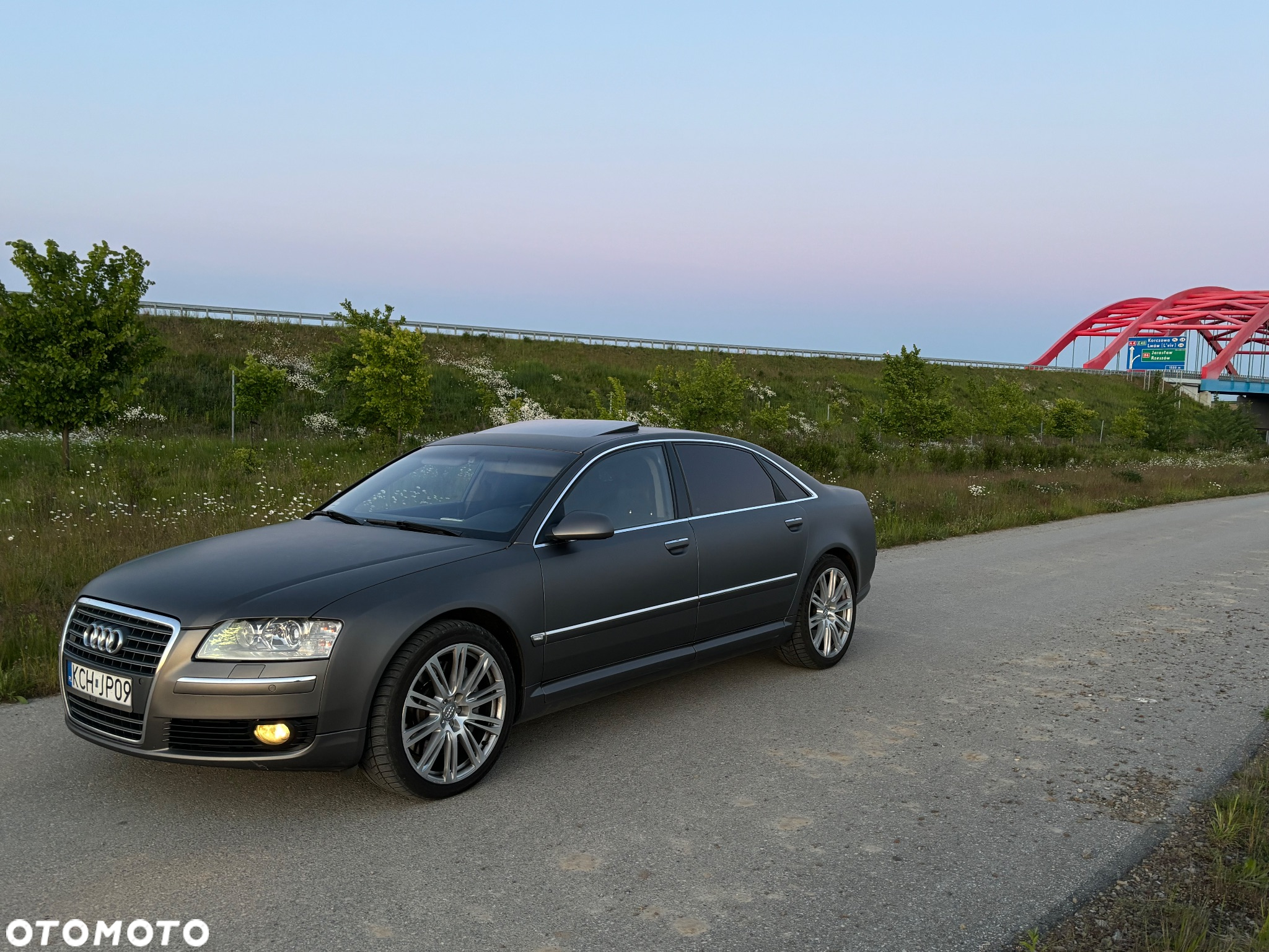 Audi A8 6.0 L Quattro - 2