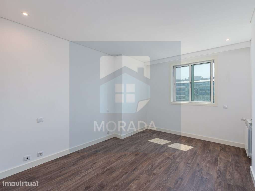 APARTAMENTO T3 JUNTO À AVENIDA DA BOAVISTA-15