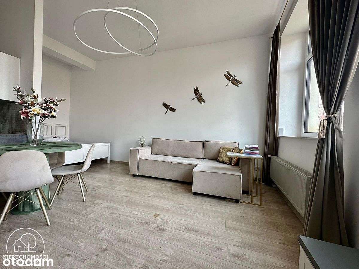 Duża kawalerka na 1 piętrze w Centrum ,wysoki stan - Pełny obrazek: 5/10