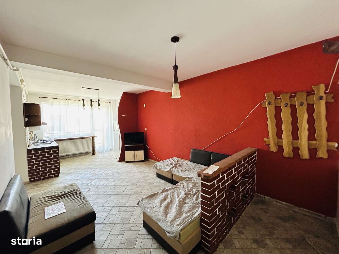 Apartament cu 3 camere si balcon in Sibiu - pret avantajos-1