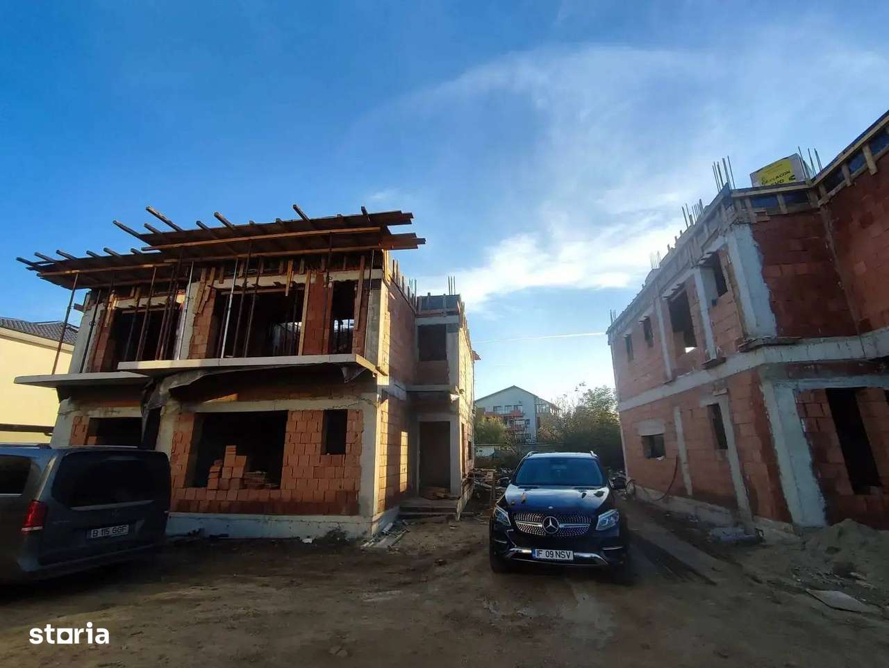 Casa 5 Camere Otopeni | Zona Linistita | Semicentral | Mansarda - Imagine principală: 5/12