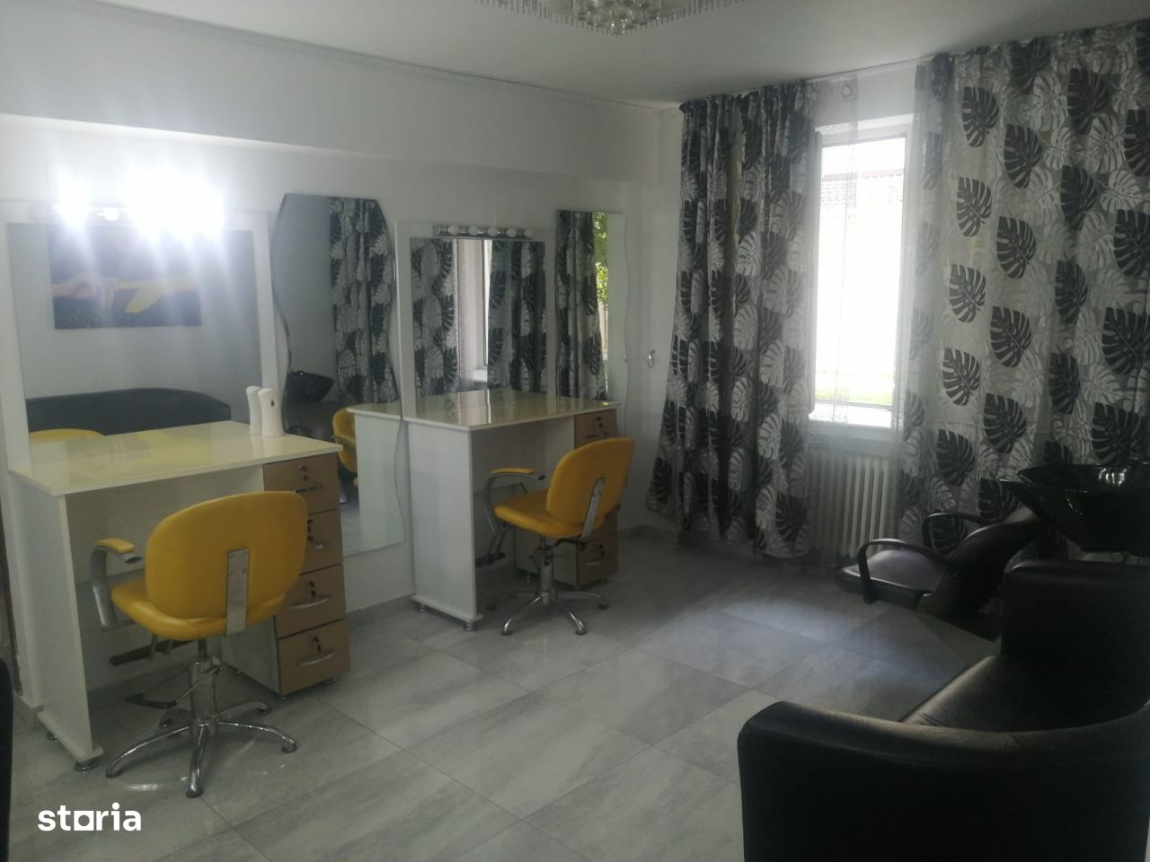 Salon ultracentral zona English Park p/4 mobilat si utilat