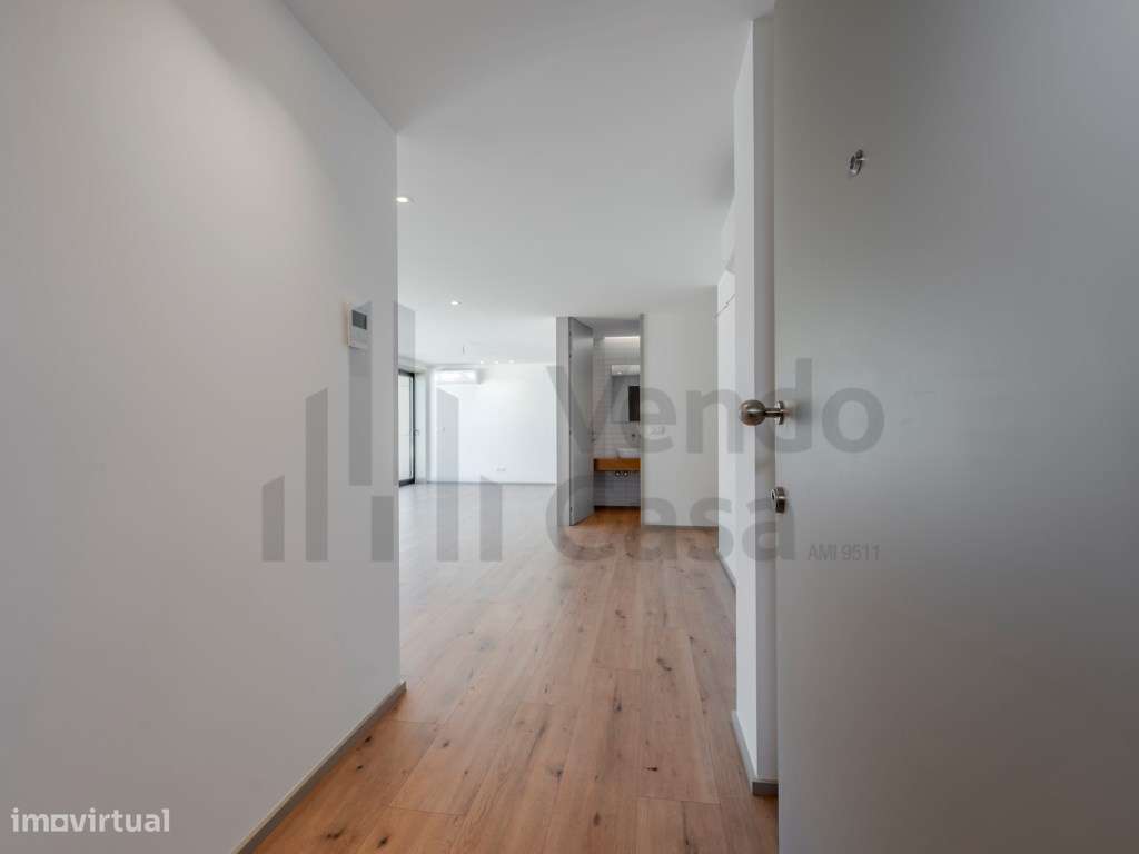 Vende-se Cobertura T3 C-Terraço - Braga - Grande imagem: 4/32