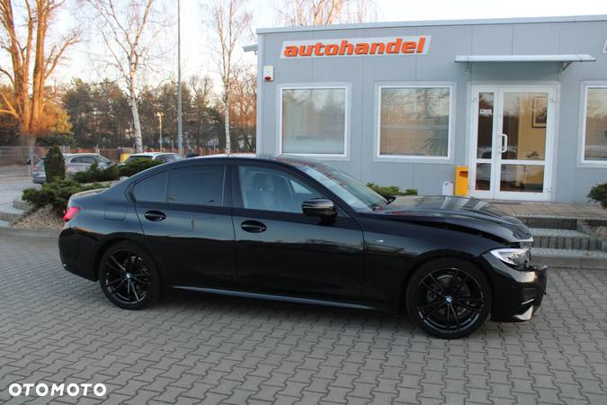 BMW Seria 3 320d xDrive MHEV M Sport sport - 1