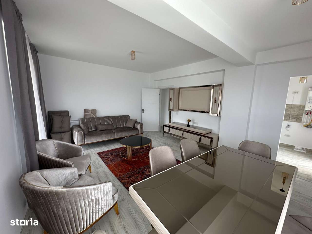 2 camere, Bucatarie inchisa, Mutare Imediata - Imagine principală: 1/9