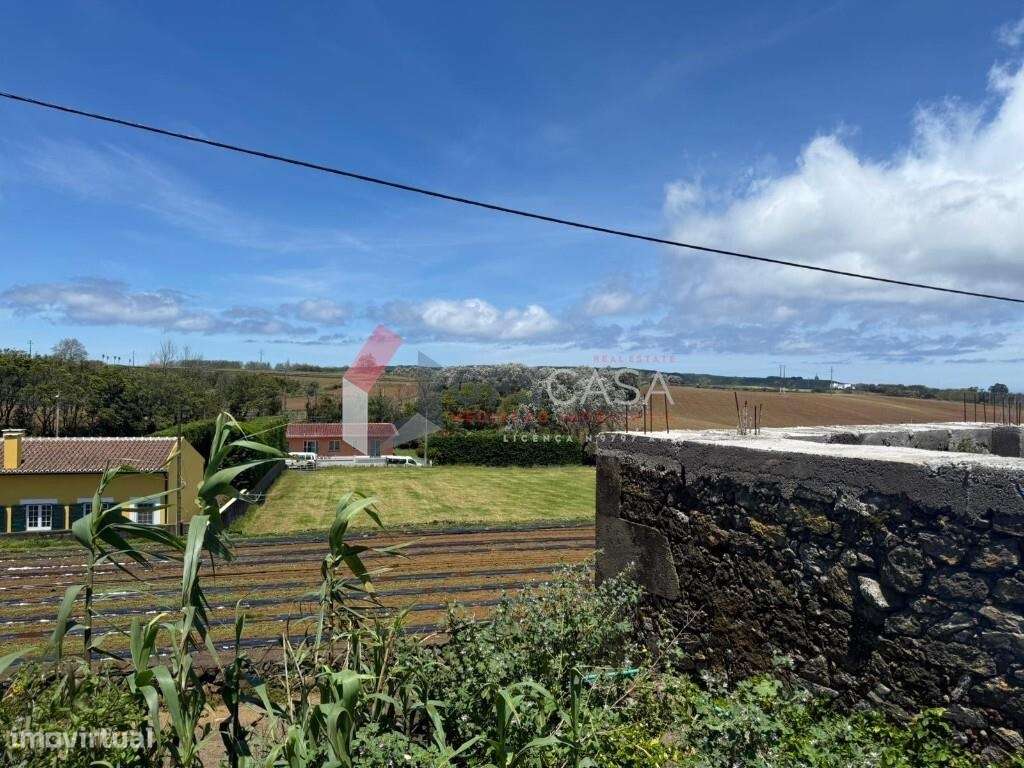 Moradia T1 com Vista Mar e Projeto Aprovado – Santa Cruz-19
