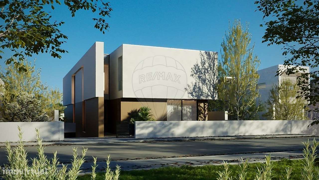 Moradia T4 para venda-1