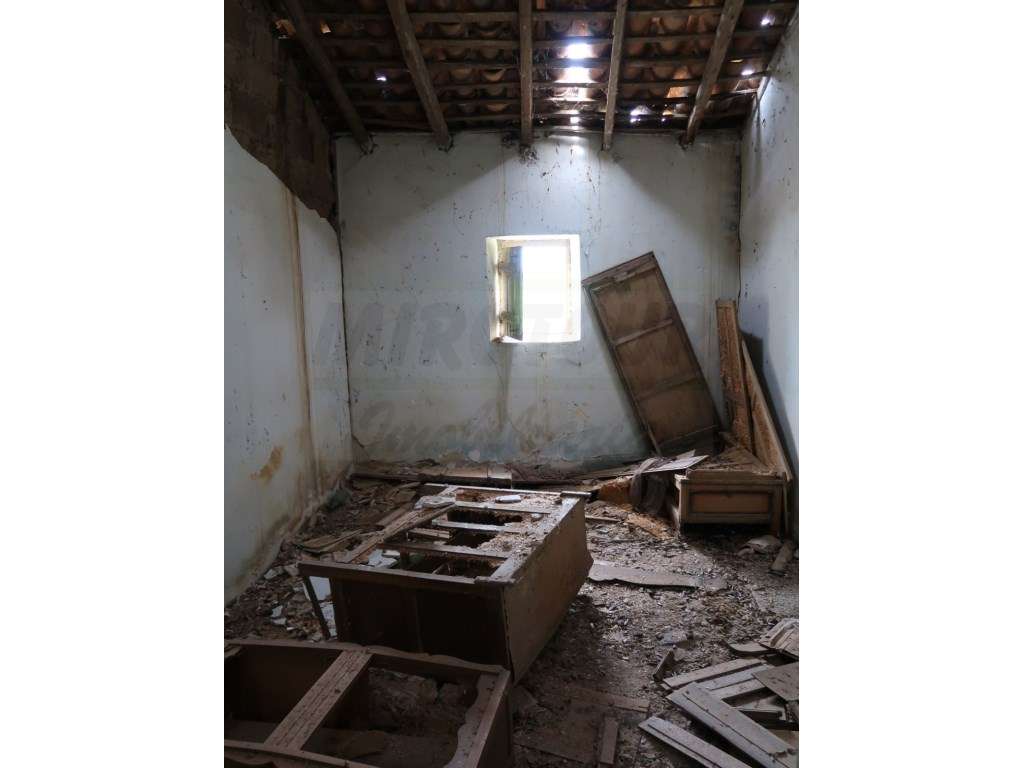 Quinta em excelente localização-17