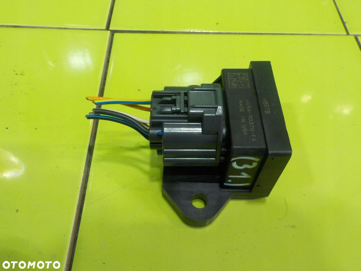 FORD FOCUS MK3 1.0 B 12r 5D modul pompy paliwa AU5A-9D370-FA - 1