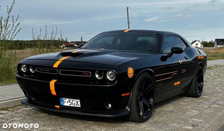 Dodge Challenger 5.7 R/T - 8