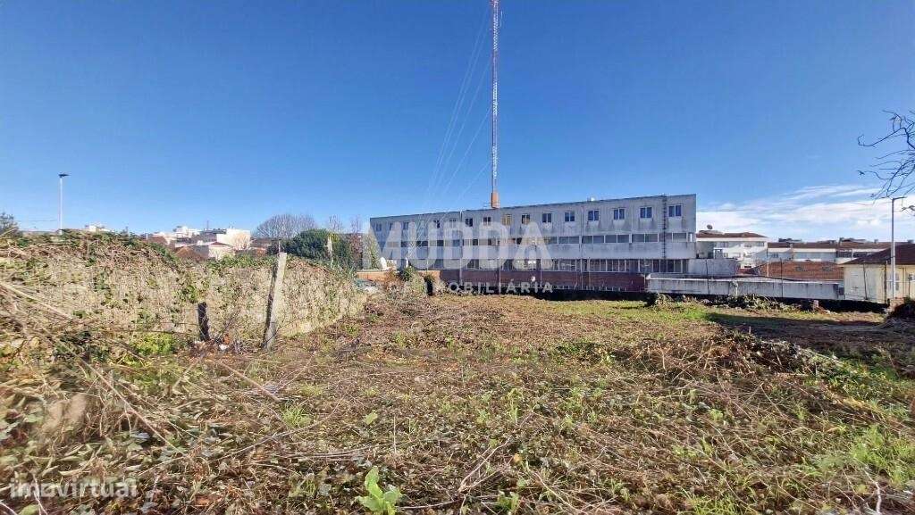 INVESTIDORES - Terreno p/ Construção no Centro de São João da Madeira-8