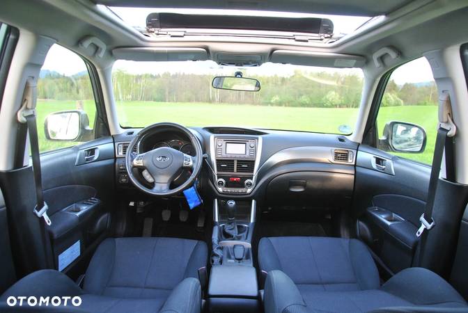 Subaru Forester 2.0 i Exclusive - 7